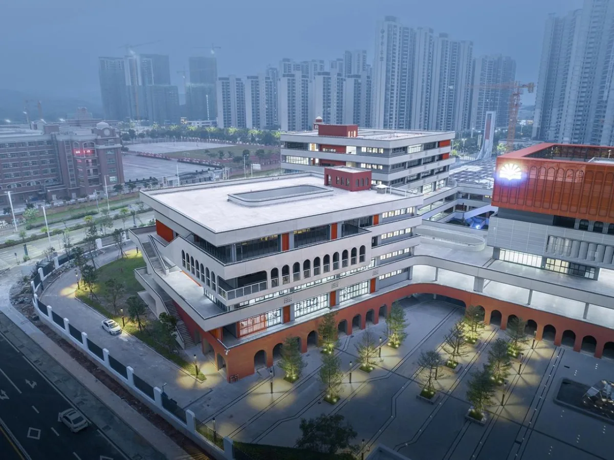 BIM建筑|台山市广旭实验学校 / 象外营造工作室