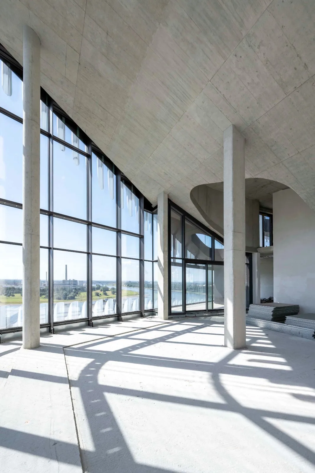BIM建筑|RKM740“拉链” 塔楼 / J. Mayer H. Architects