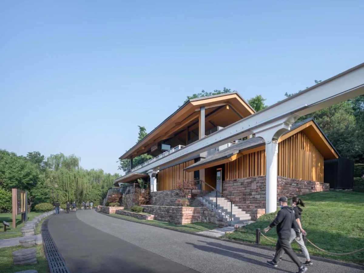 BIM建筑|曲江旅游观光轻轨站点改造提升 / 上海秉仁建筑师事务所