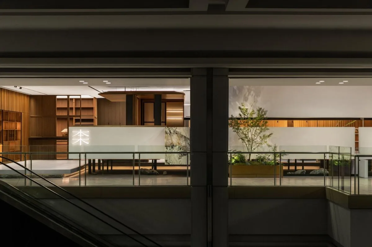 BIM建筑|一种材料与当代建构的情绪平衡：本木展厅 / 蜂鸟设计