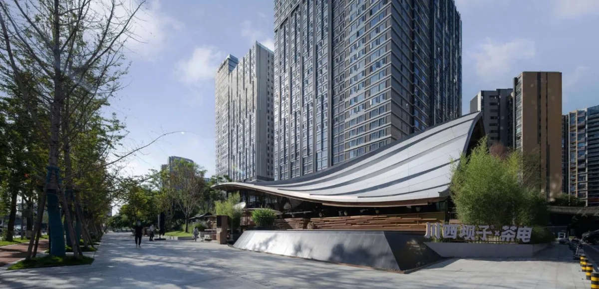 BIM建筑|交子大道木屋顶餐厅 / 致野建筑