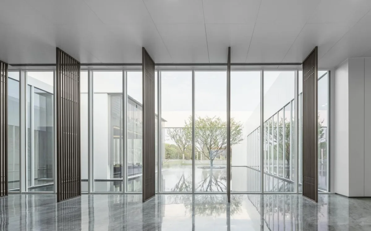 BIM建筑|江南印·造园六章——“两湖”创新区规划展示馆 / 简和建筑