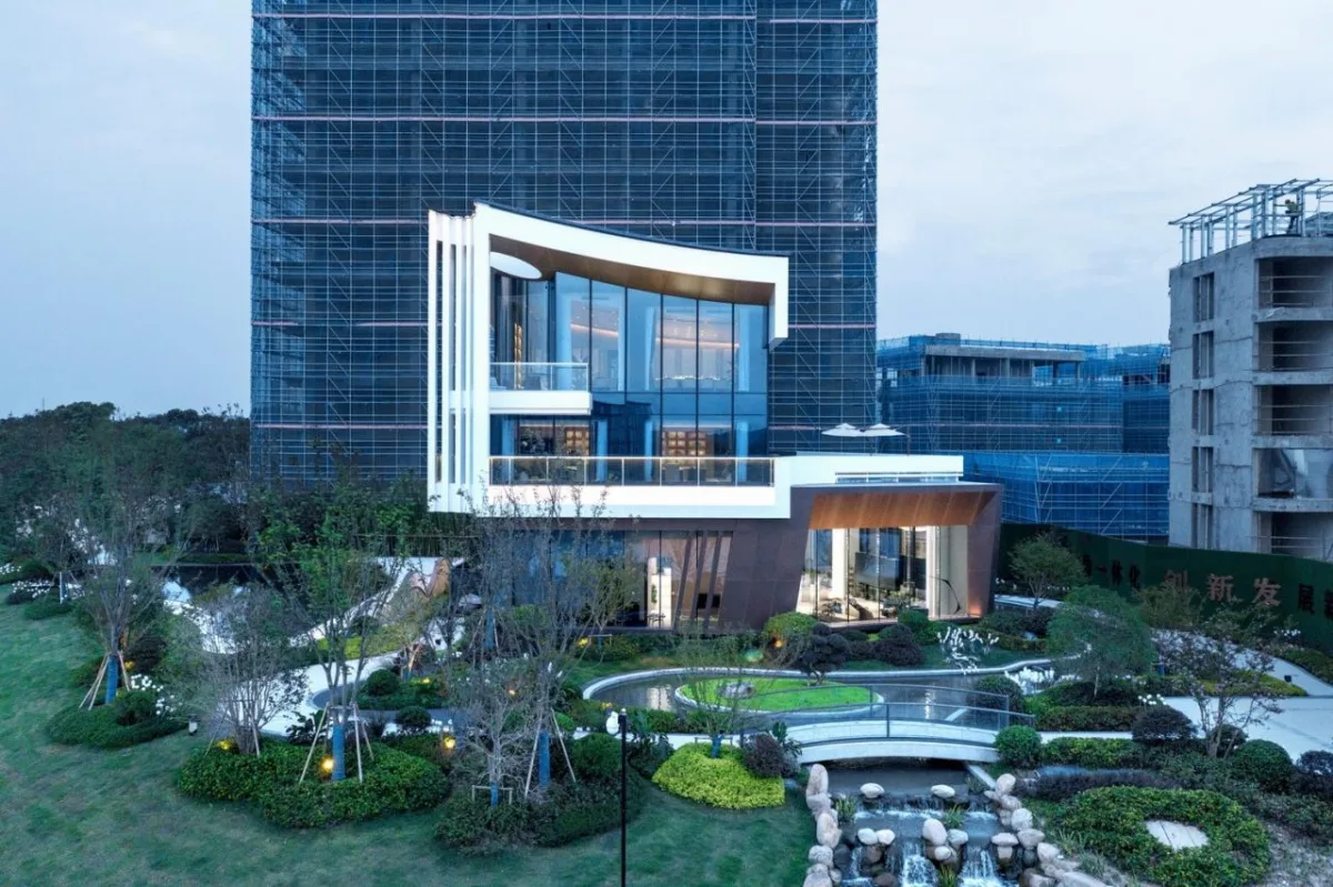 BIM建筑|长三角科大亨芯研究院：在长三角“原点”打造江南水乡式特色产业园 / 三益建筑