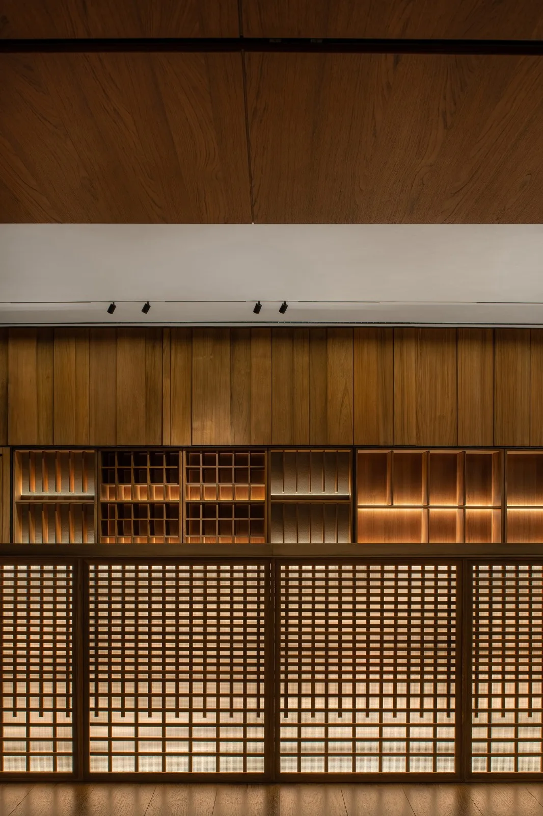 BIM建筑|一种材料与当代建构的情绪平衡：本木展厅 / 蜂鸟设计