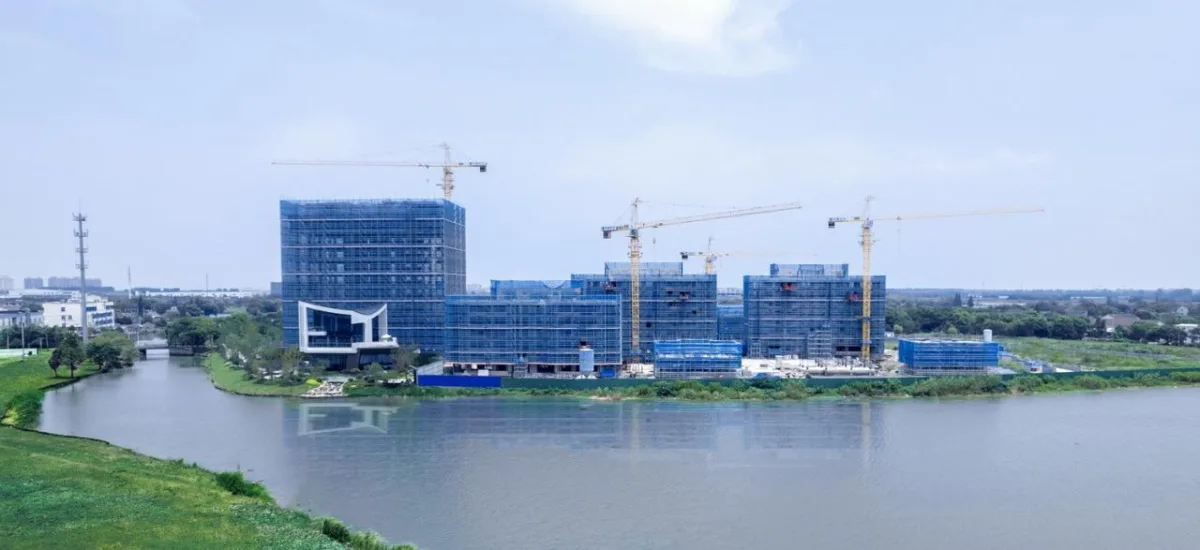 BIM建筑|长三角科大亨芯研究院：在长三角“原点”打造江南水乡式特色产业园 / 三益建筑
