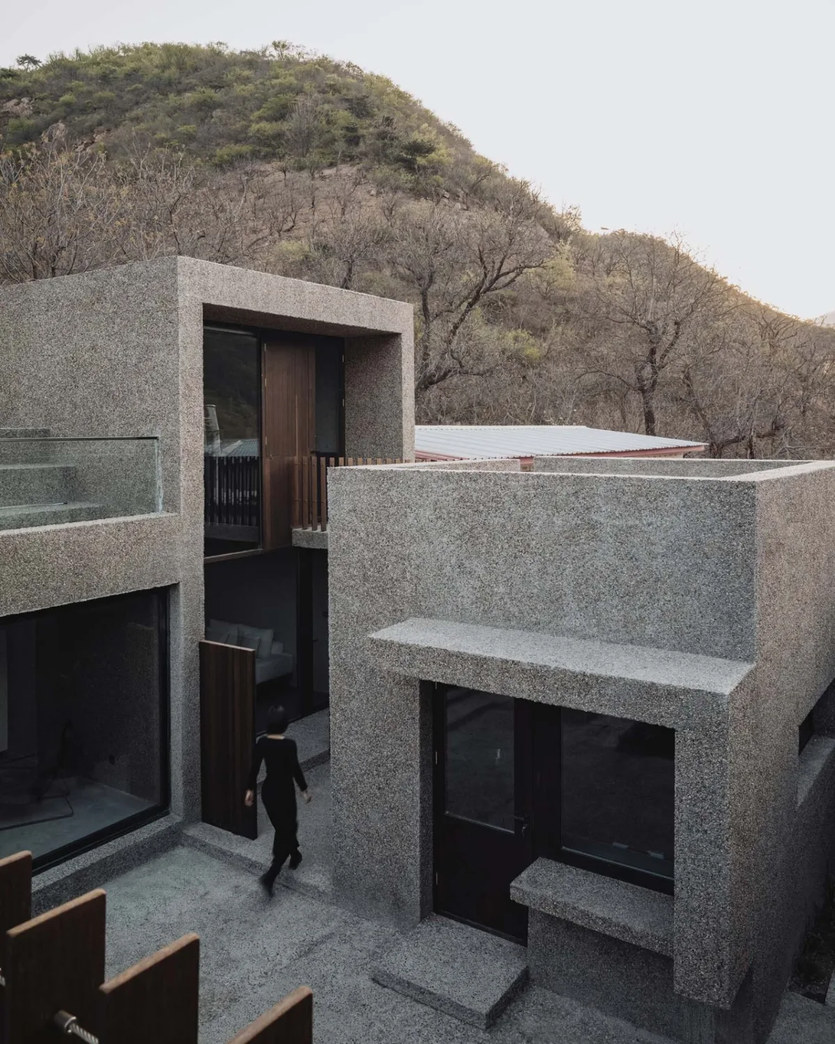 BIM建筑|一山间慢院：长城下的桥 / 叙事空间建筑事务所