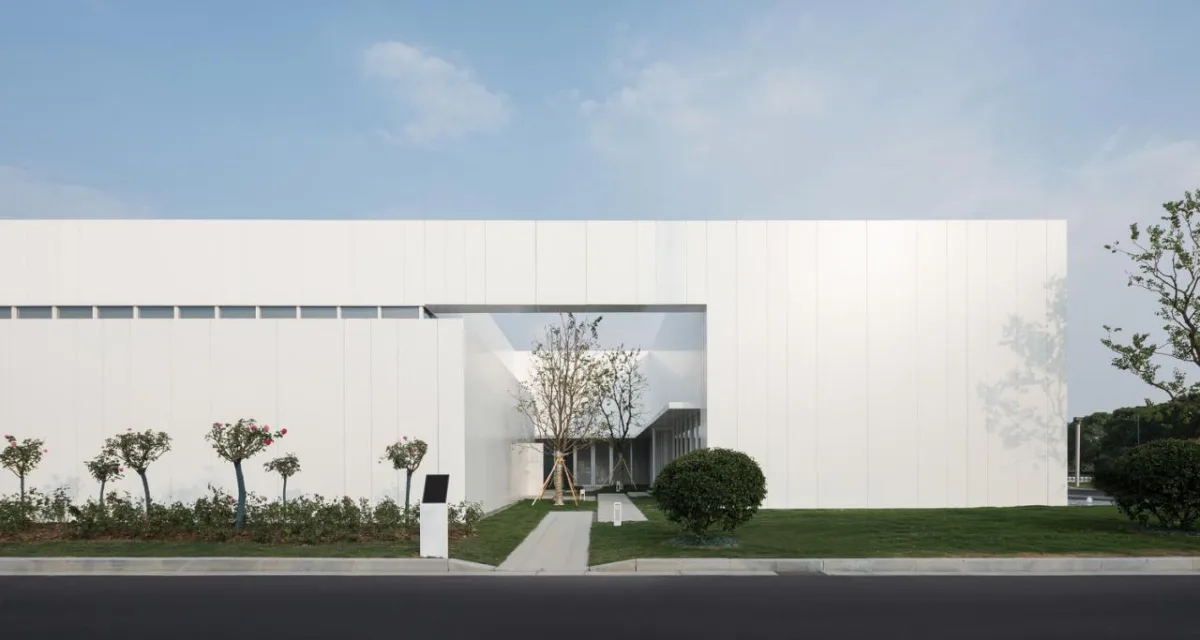 BIM建筑|江南印·造园六章——“两湖”创新区规划展示馆 / 简和建筑