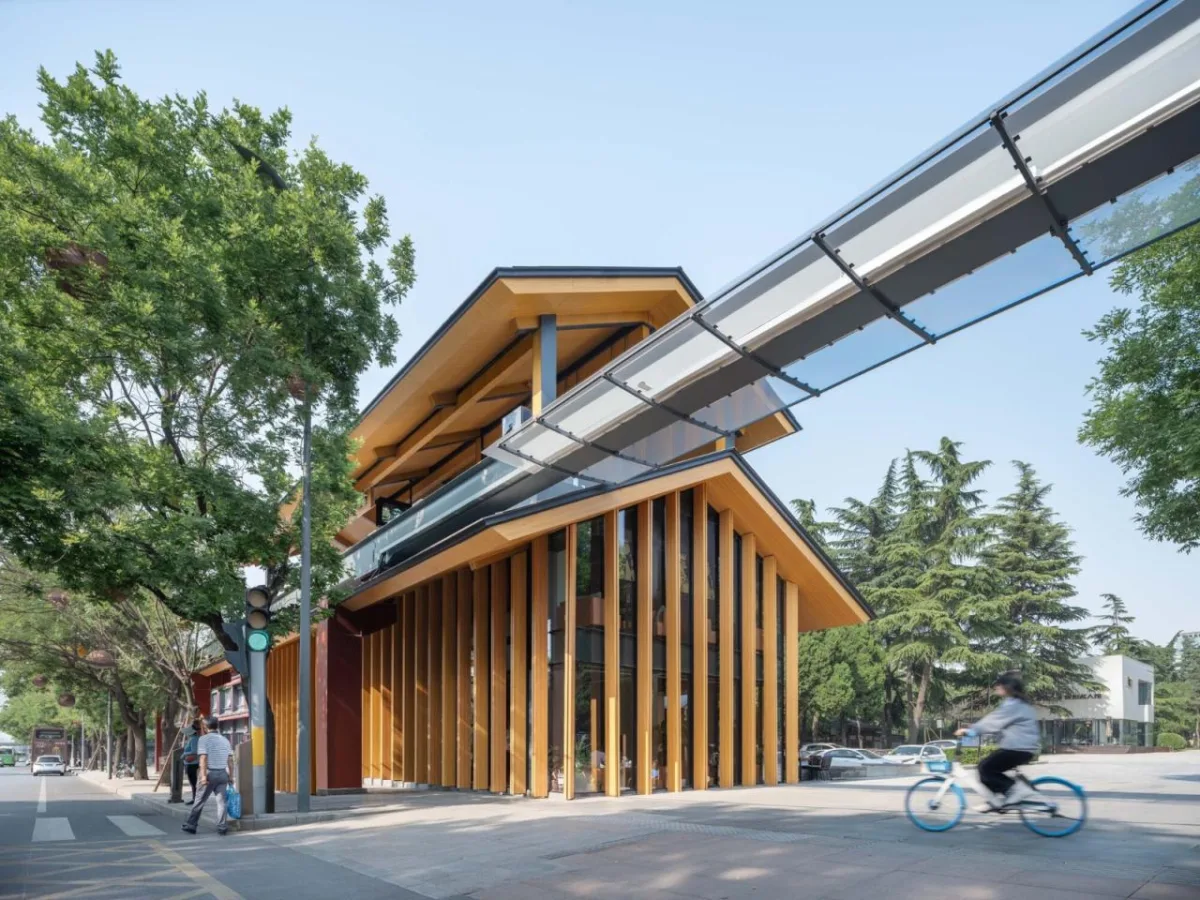 BIM建筑|曲江旅游观光轻轨站点改造提升 / 上海秉仁建筑师事务所