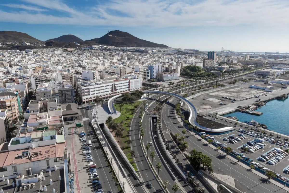 BIM建筑|飘起的人行桥，Onda Atlántica 桥 / Onda Arquitectura