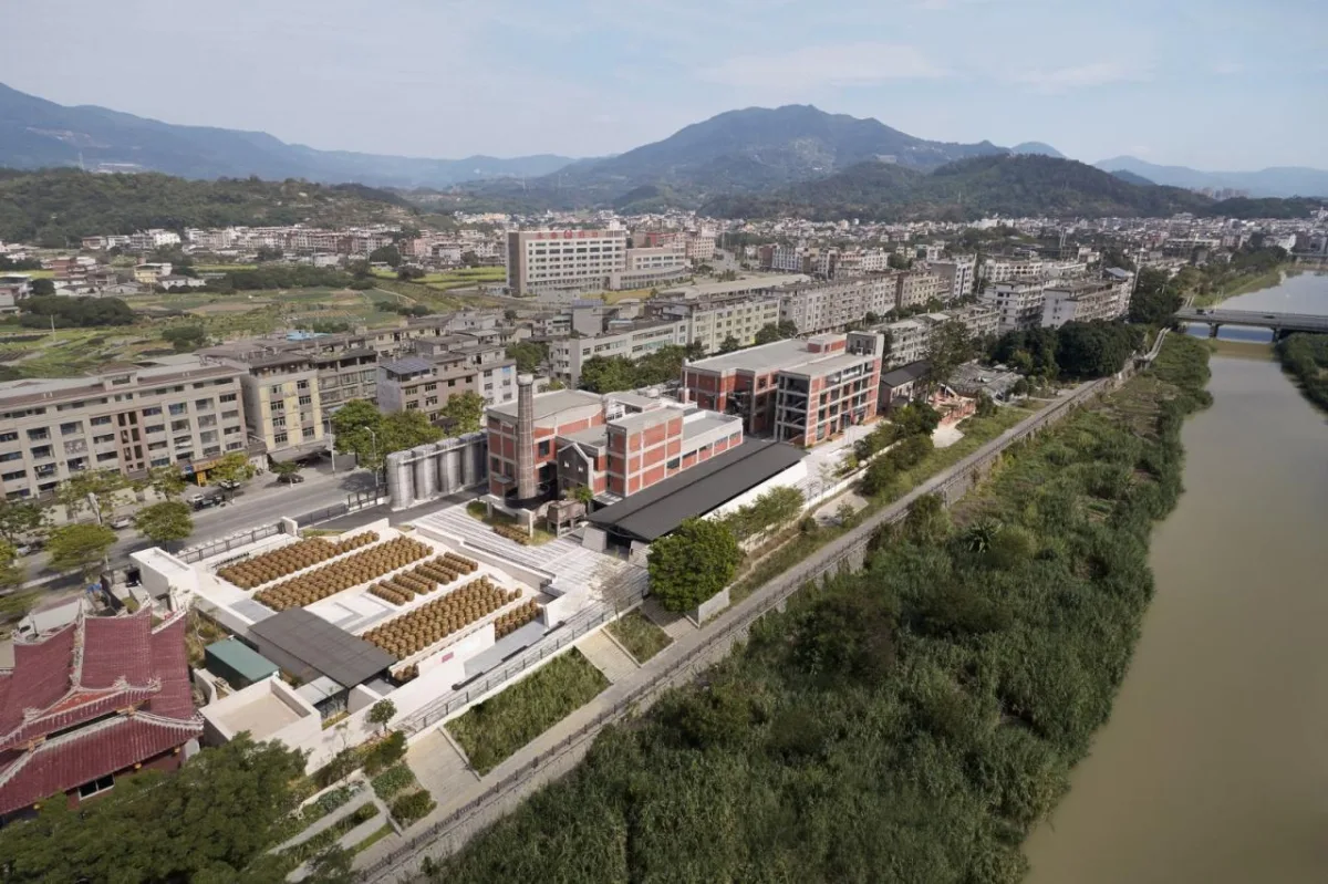 BIM建筑|永春侨新红粬醋观光工厂 / 渤岳建筑设计