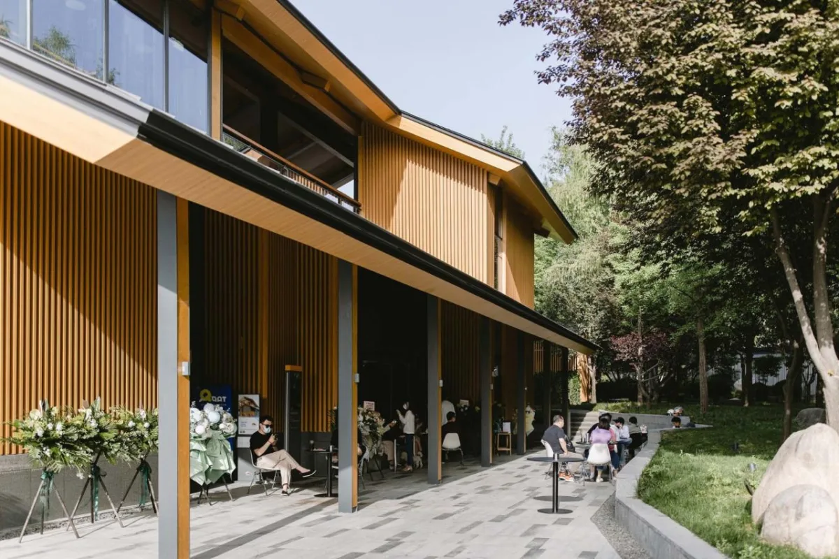 BIM建筑|曲江旅游观光轻轨站点改造提升 / 上海秉仁建筑师事务所