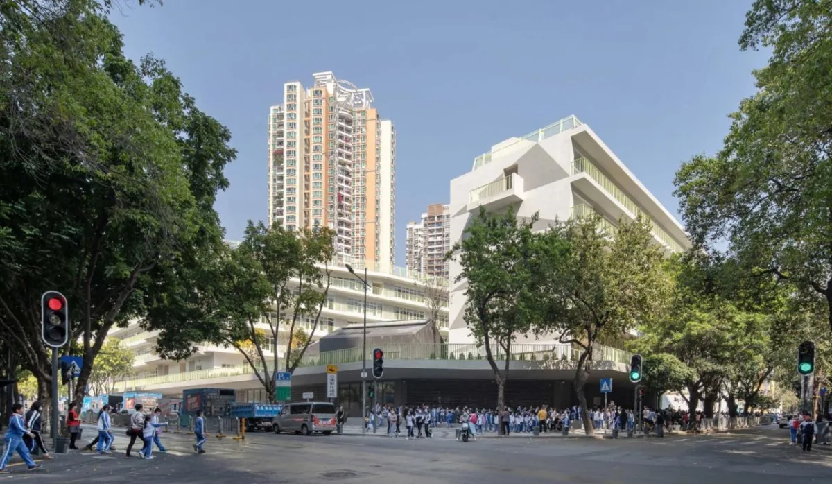 BIM建筑|深圳福田新沙小学 / 一十一建筑