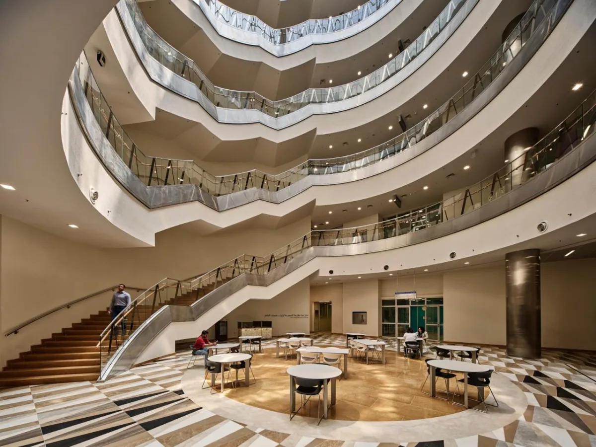 BIM建筑|科威特大学生命科学学院 / CambridgeSeven + Gulf Consult