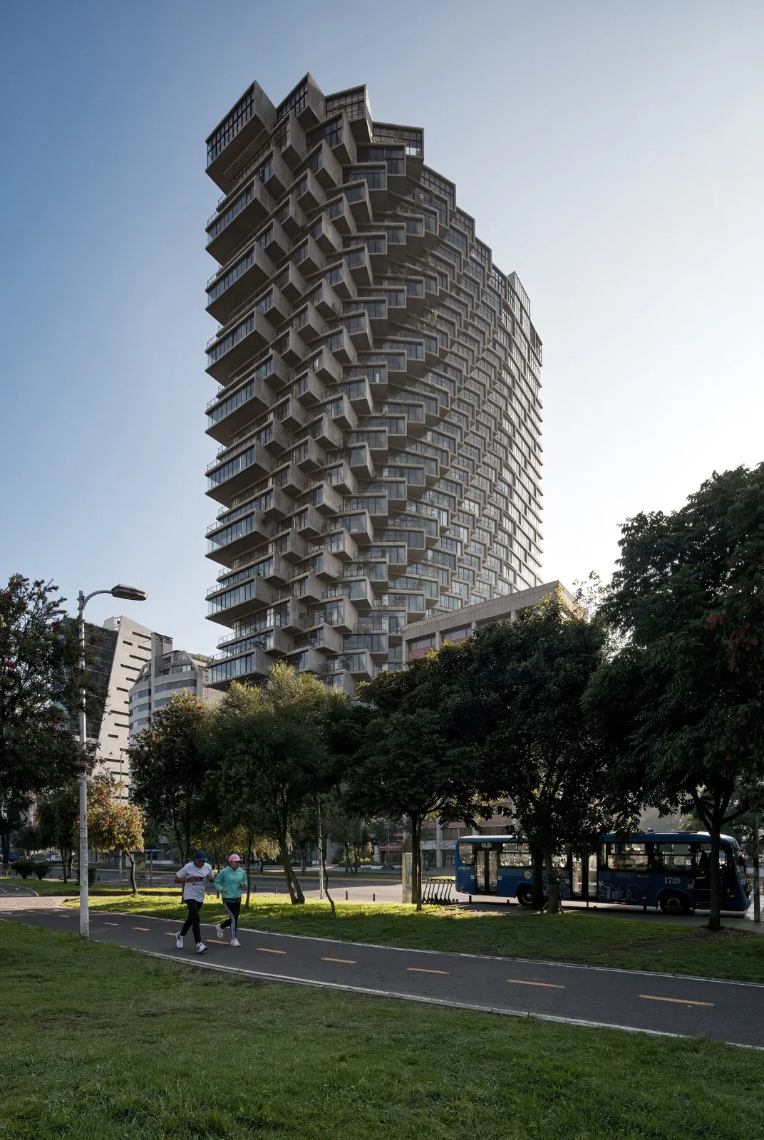 BIM建筑|IQON 大楼 / BIG