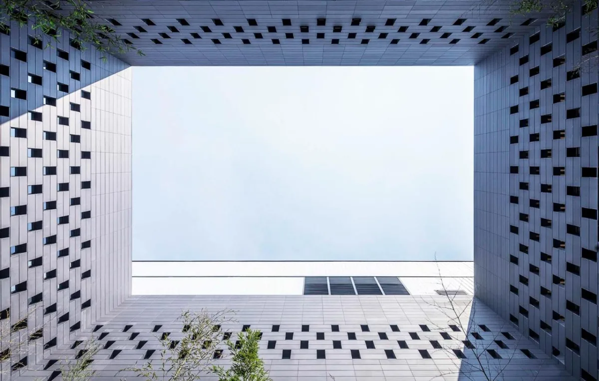 BIM建筑|朝向天空的院子——北京通州潞城市民中心 / 意度建筑