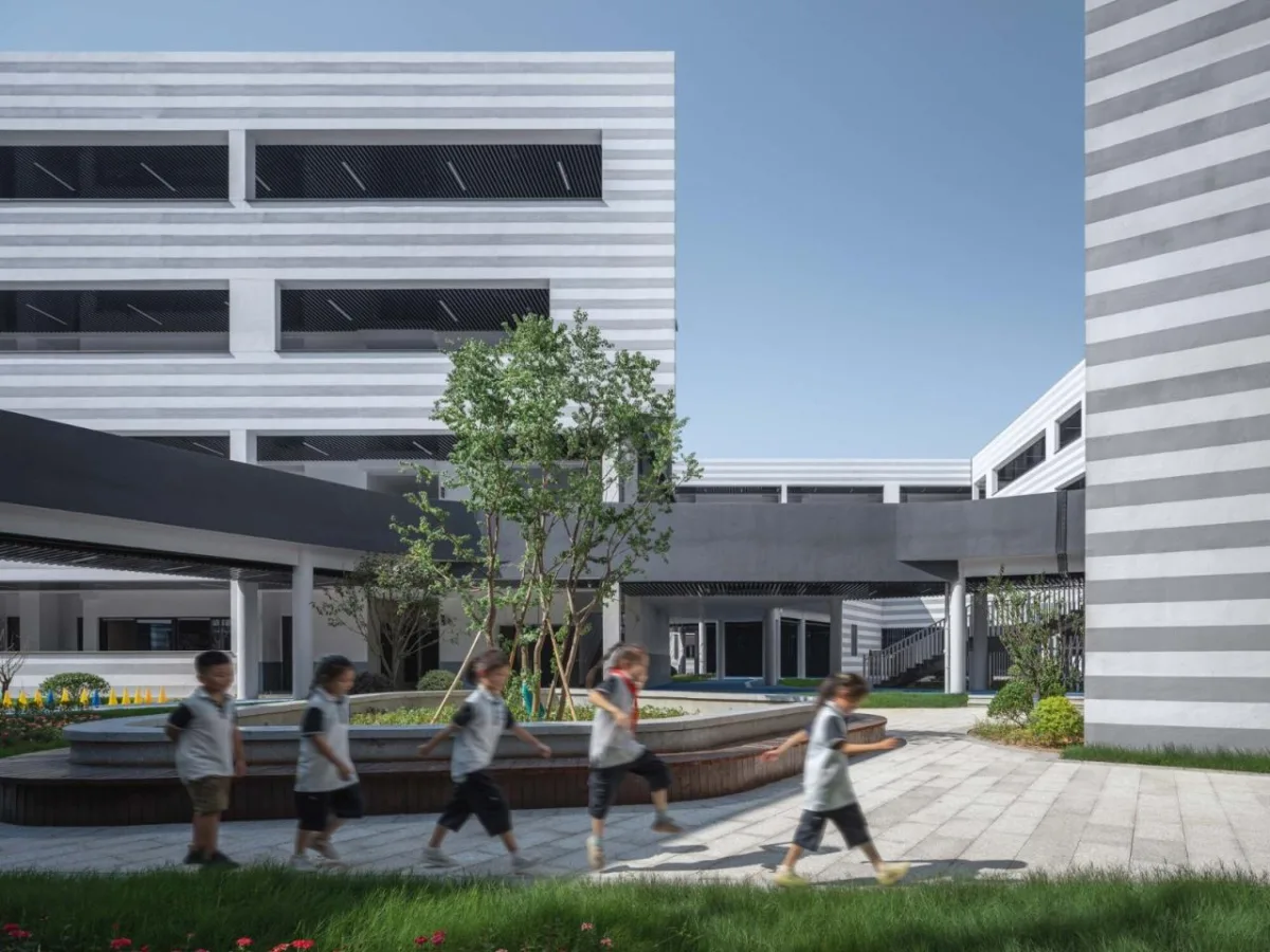 BIM建筑|衢州新华第二学校 / 零壹城市建筑事务所