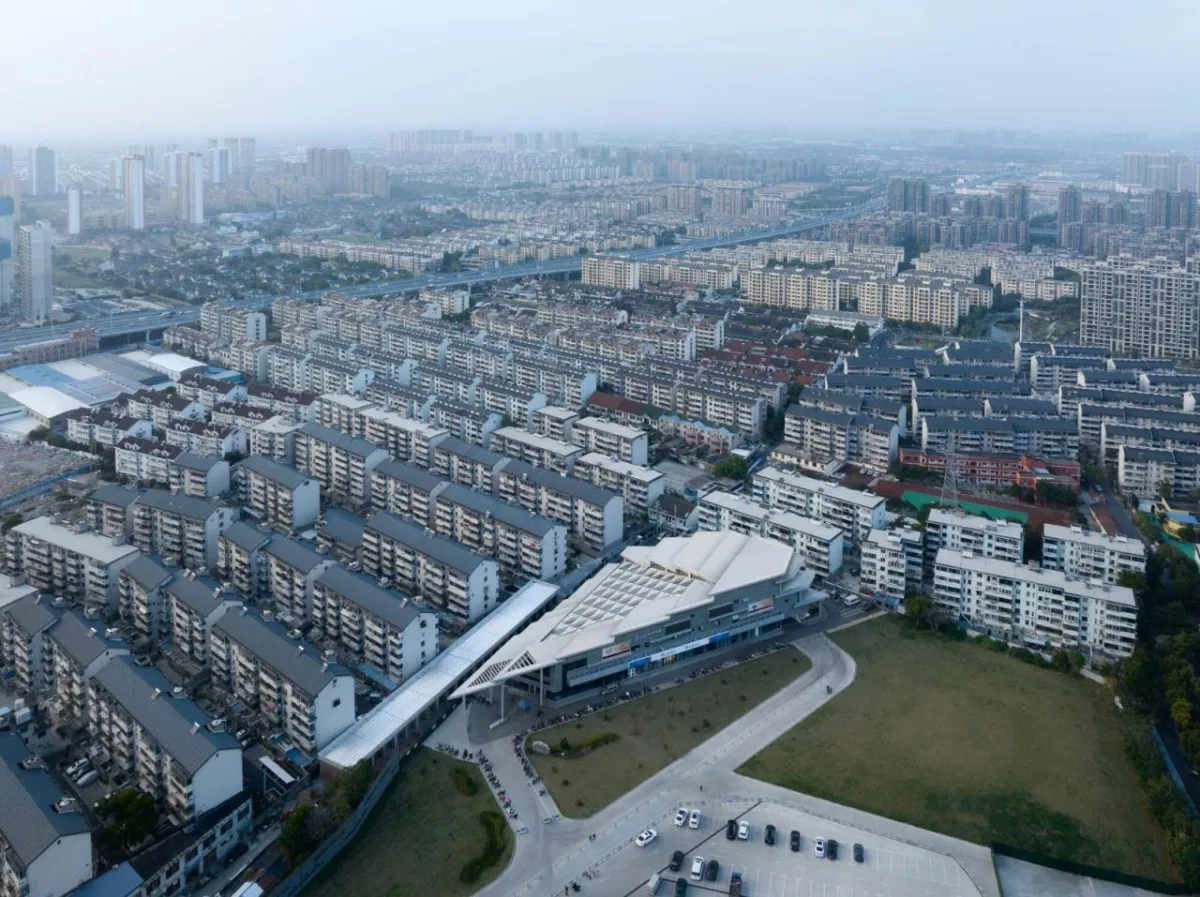 BIM建筑|刘潭市集 / 米丈建筑