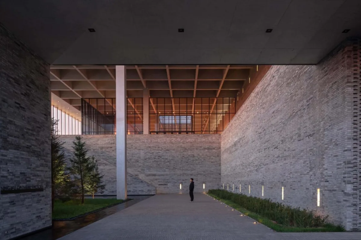 BIM建筑|宁武燕麦工厂 / 卓汉苏文建筑事务所
