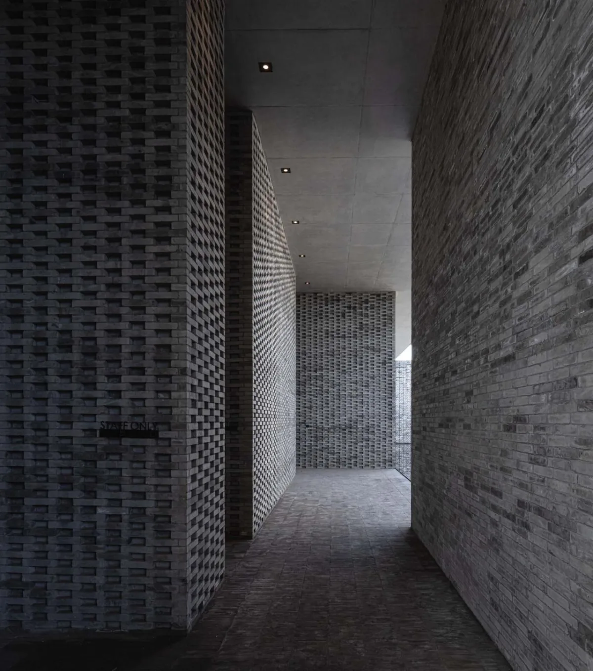 BIM建筑|宁武燕麦工厂 / 卓汉苏文建筑事务所