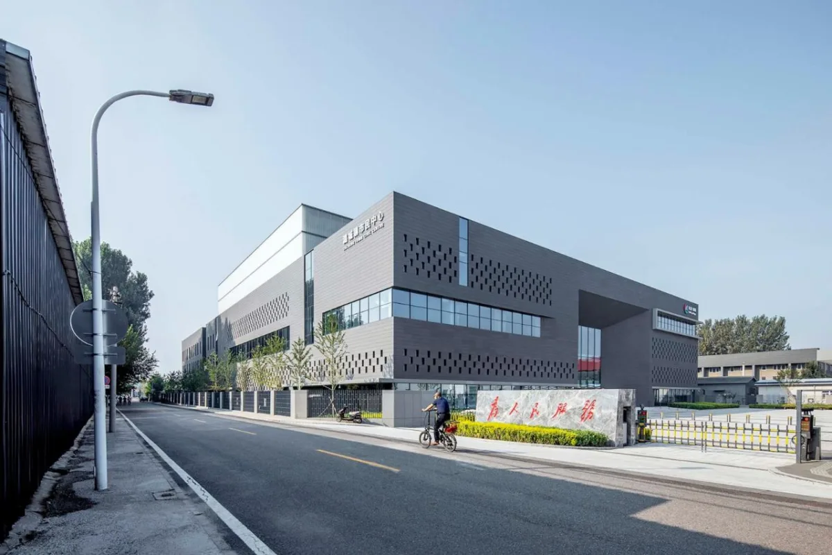BIM建筑|朝向天空的院子——北京通州潞城市民中心 / 意度建筑