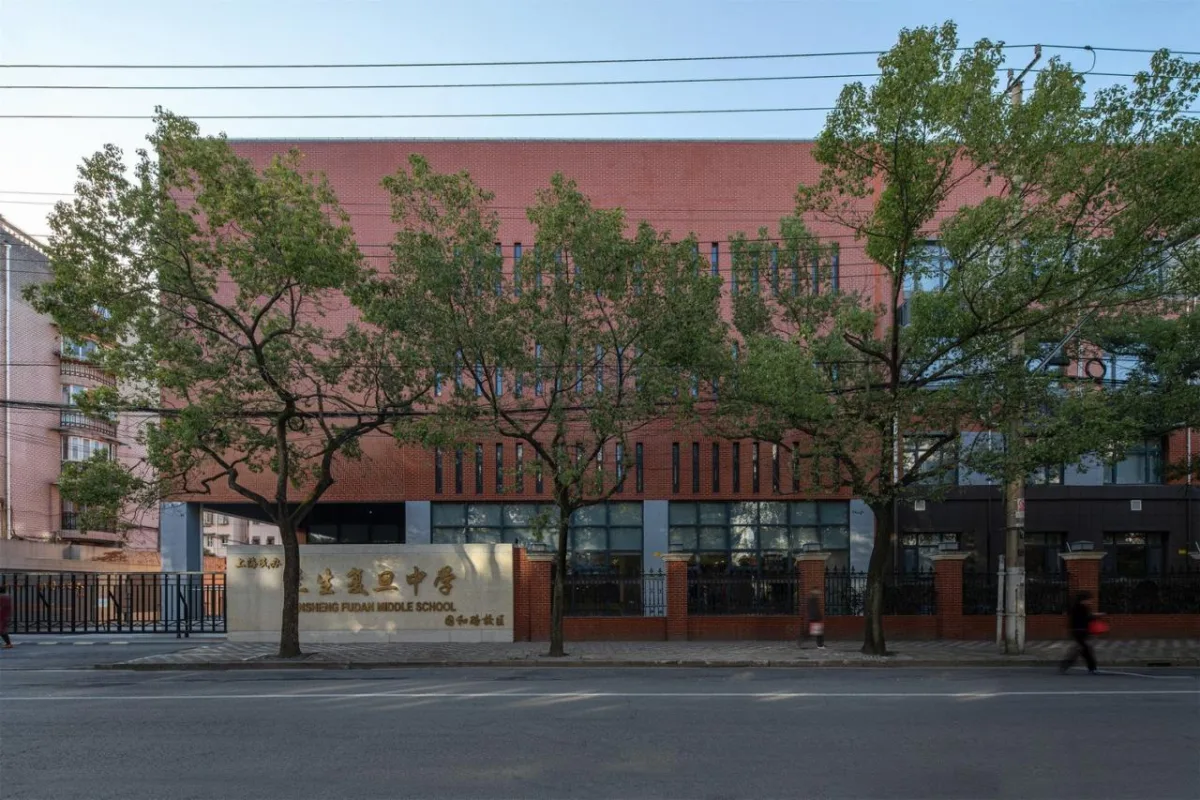 BIM建筑|兰生复旦中学国和路校区改扩建项目 / 上海华都建筑规划设计有限公司
