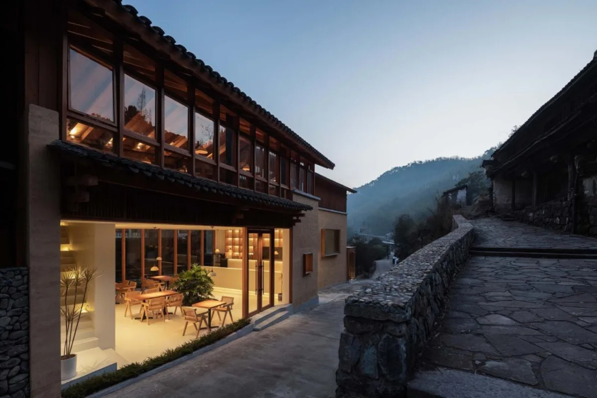 BIM建筑|奉化栖霞坑发电站改造的溪边餐厅 / 尌林建筑设计事务所