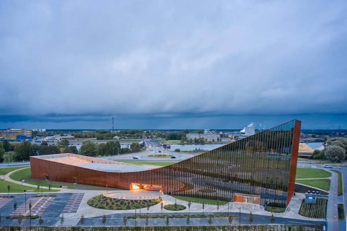 BIM建筑|VIZIUM 科学与创新中心 / Audrius Ambrasas Architects