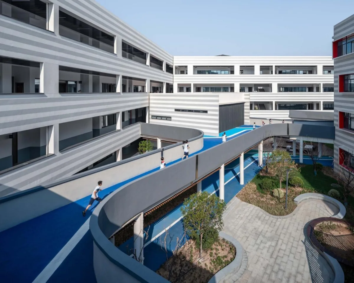 BIM建筑|衢州新华第二学校 / 零壹城市建筑事务所