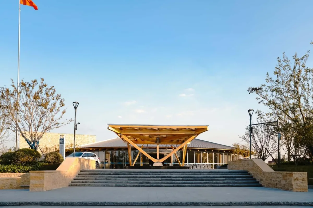 BIM建筑|长三角生态绿色一体化发展示范区（嘉善）企业交流服务基地 / 上海绿建建筑设计事务所