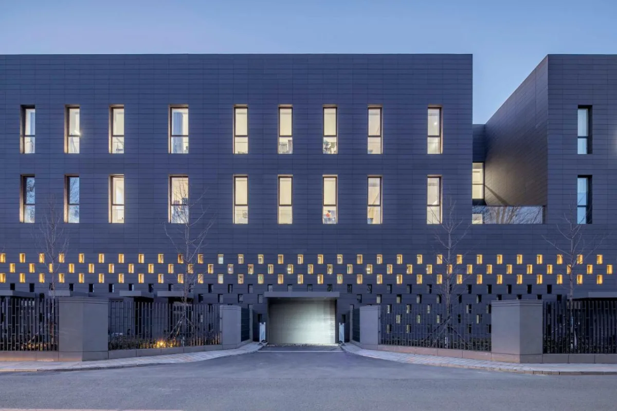 BIM建筑|朝向天空的院子——北京通州潞城市民中心 / 意度建筑