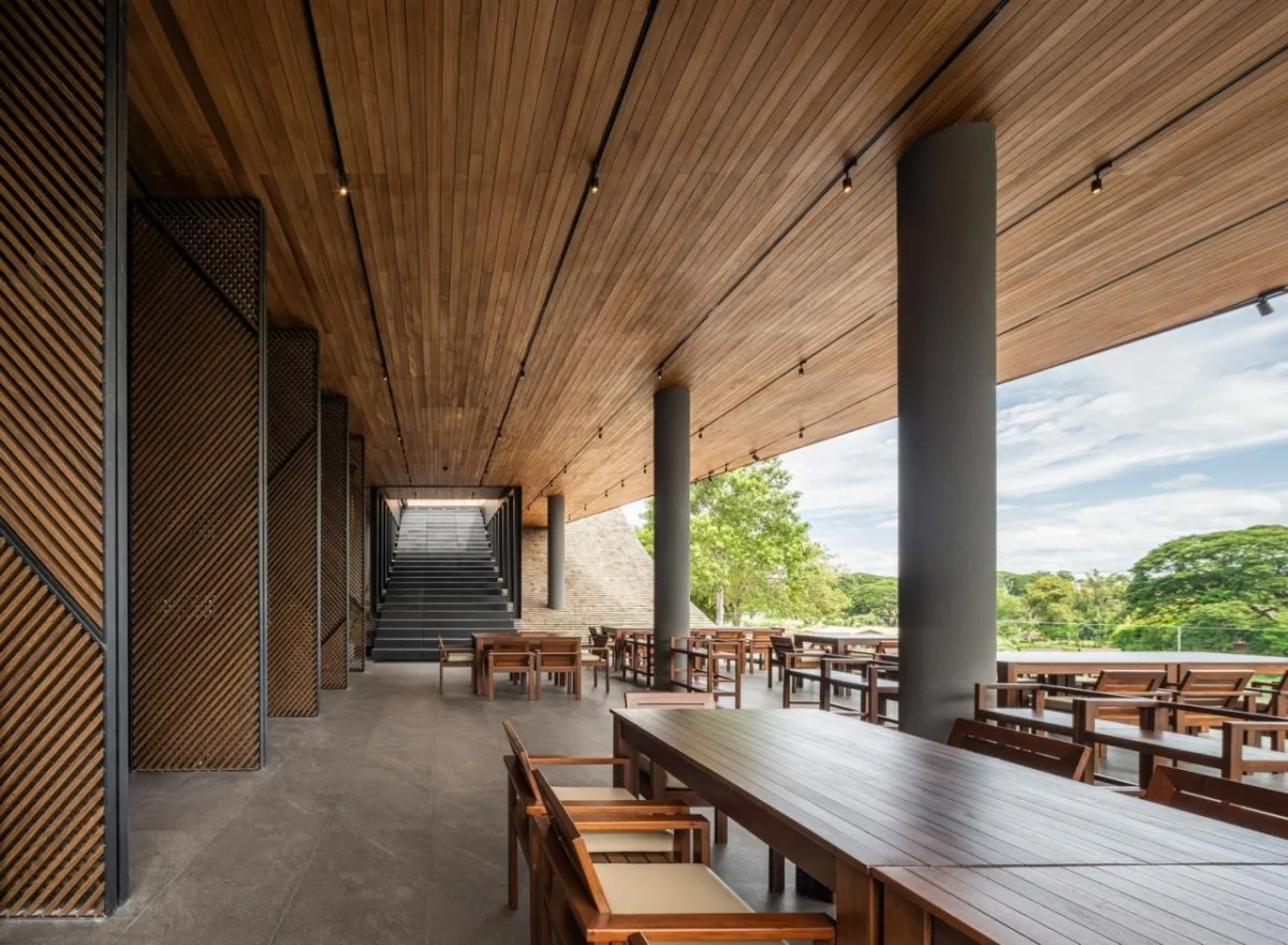 BIM建筑|超大规模泰式餐厅 Keereetara / IDIN Architects