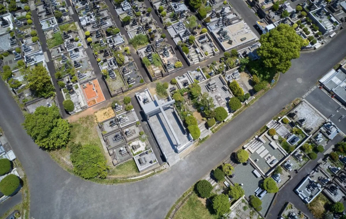 BIM建筑|镰仓雪下教堂墓地 / 保坂猛建筑都市设计事务所