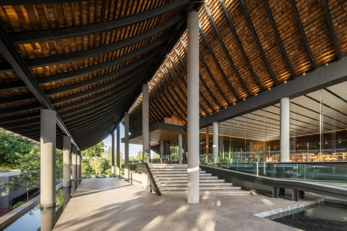 BIM建筑|超大规模泰式餐厅 Keereetara / IDIN Architects