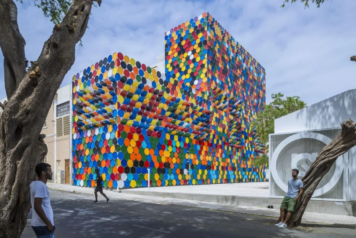 BIM建筑|桶盖表皮，CNAD 艺术工艺设计中心 / Ramos Castellano Arquitectos