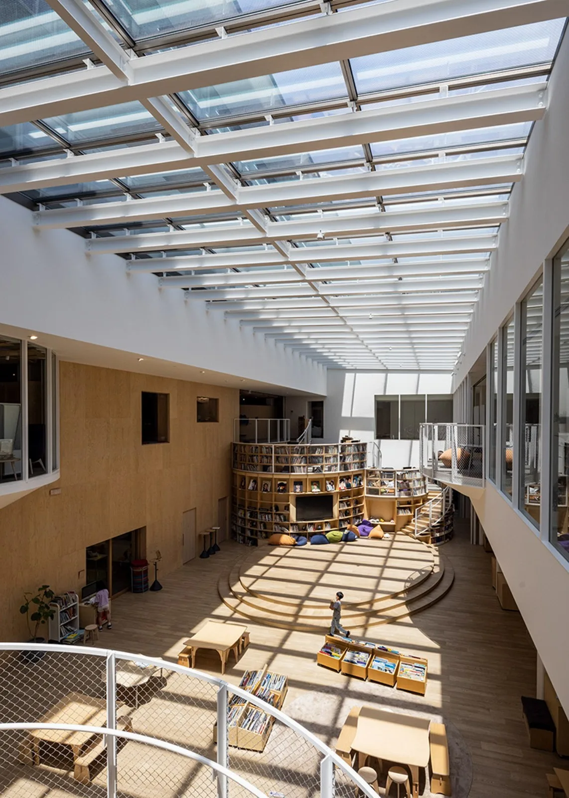 BIM建筑|横滨国际学校，内外均木质饰面 / 大成建设 + 隈研吾建筑都市设计事务所