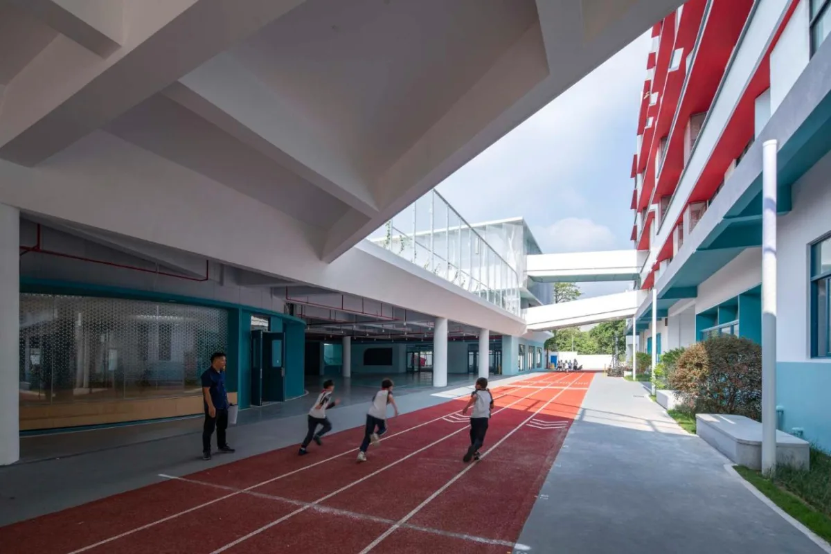 BIM建筑|龙江外国语学校附属小学改造（旺岗小学） / 竖梁社建筑