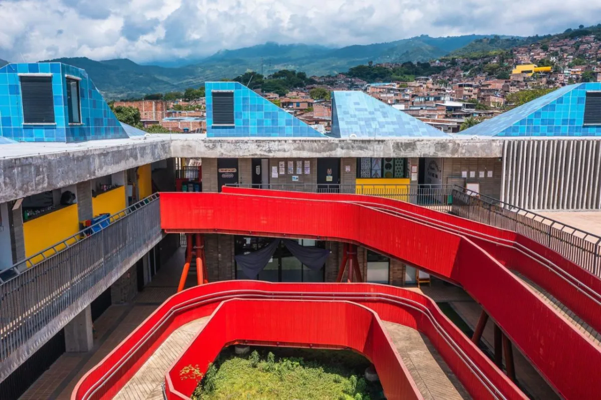 BIM建筑|冠军摇篮儿童发展中心 / Espacio Colectivo Arquitectos