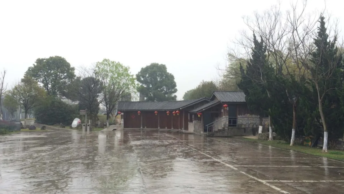BIM建筑|南京汤山猿人洞游客驿站 / 东南大学建筑设计研究院建筑技术与艺术(ATA)工作室