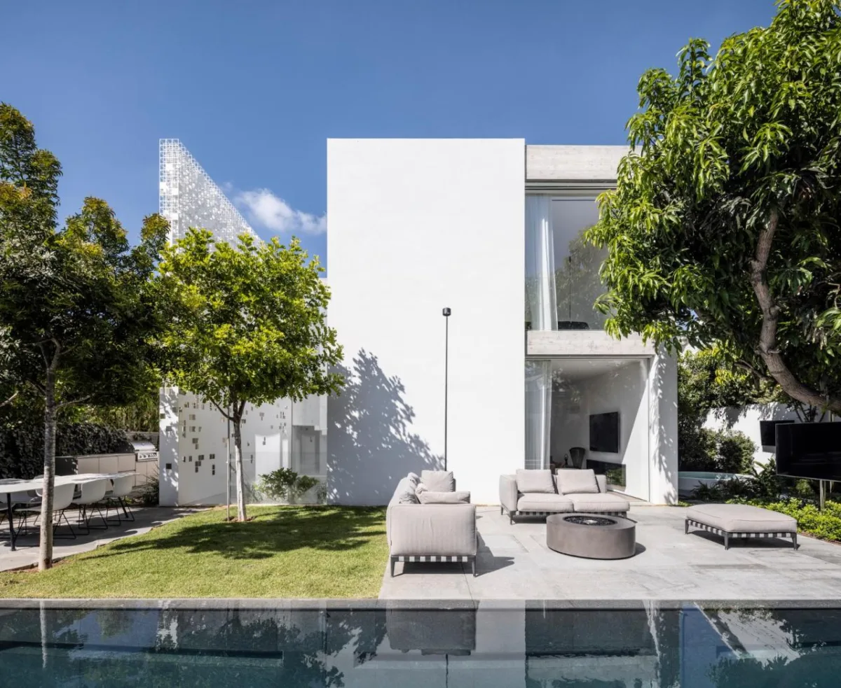 BIM建筑|一堵“逐渐消失”的墙，溶解像素屋 / Anderman Architects