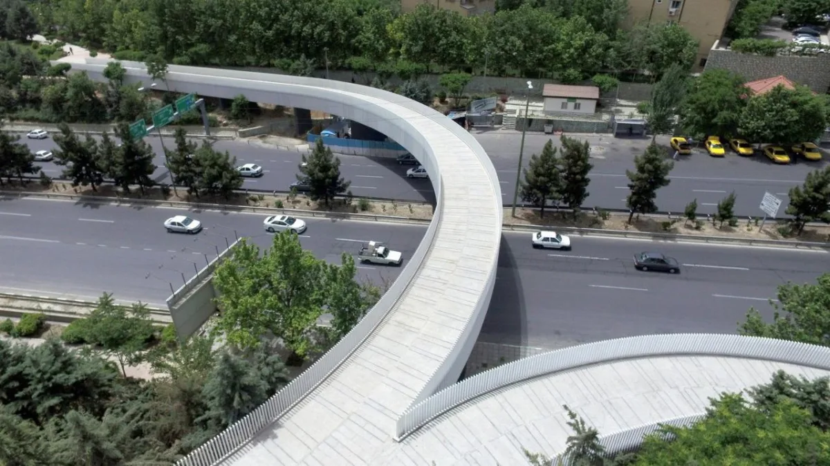 BIM建筑|Tandorosti ‘U型’ 桥 / Katoum Architecture Studio