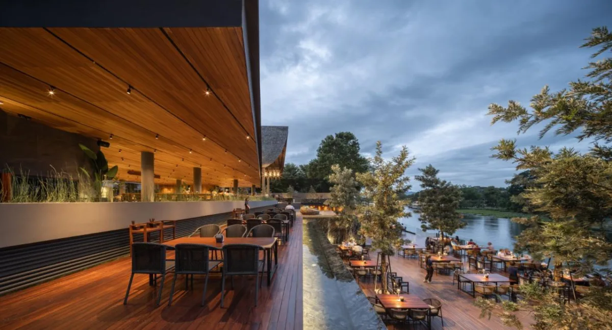 BIM建筑|超大规模泰式餐厅 Keereetara / IDIN Architects