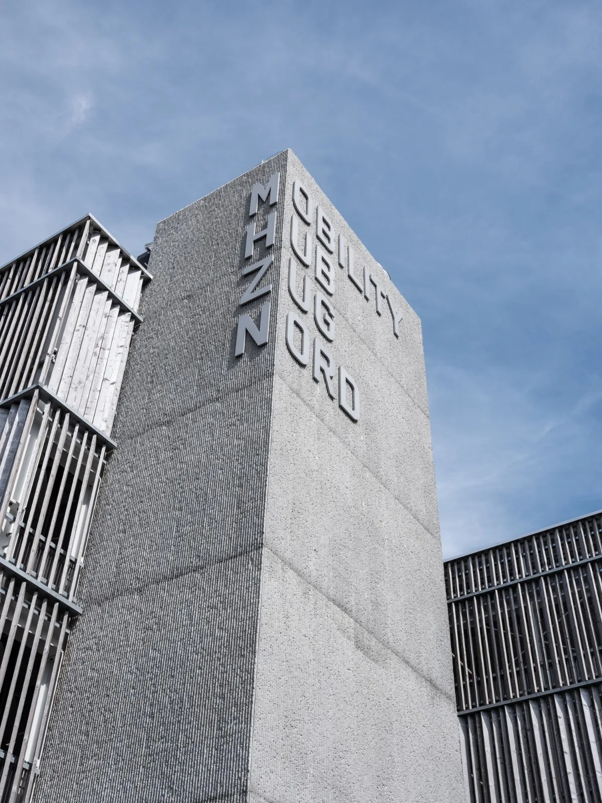 BIM建筑|精密控制，MHZN 瑞士楚格北站移动枢纽 / Hosoya Schaefer Architects