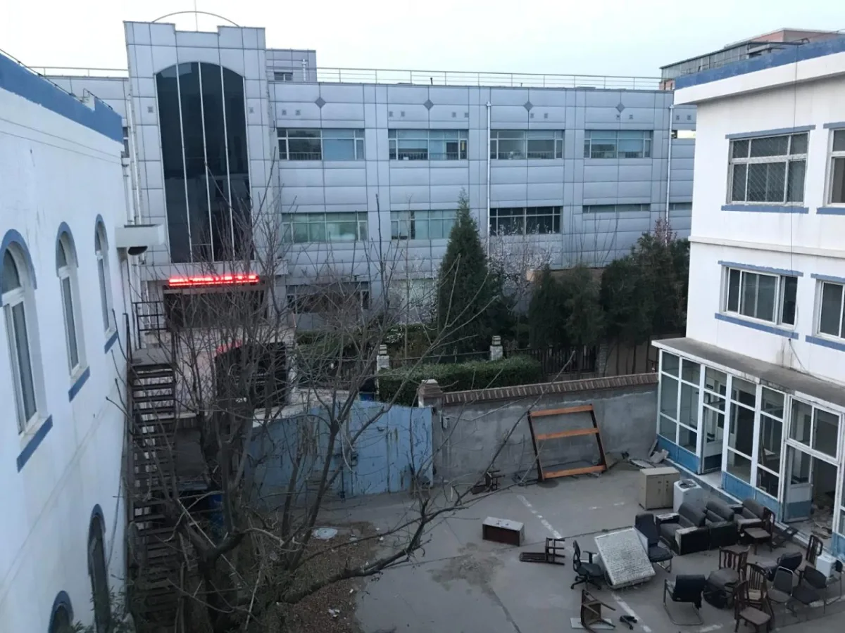 BIM建筑|钛媒体“折叠公园”，北京团河派出所旧址改造 / 靠近设计