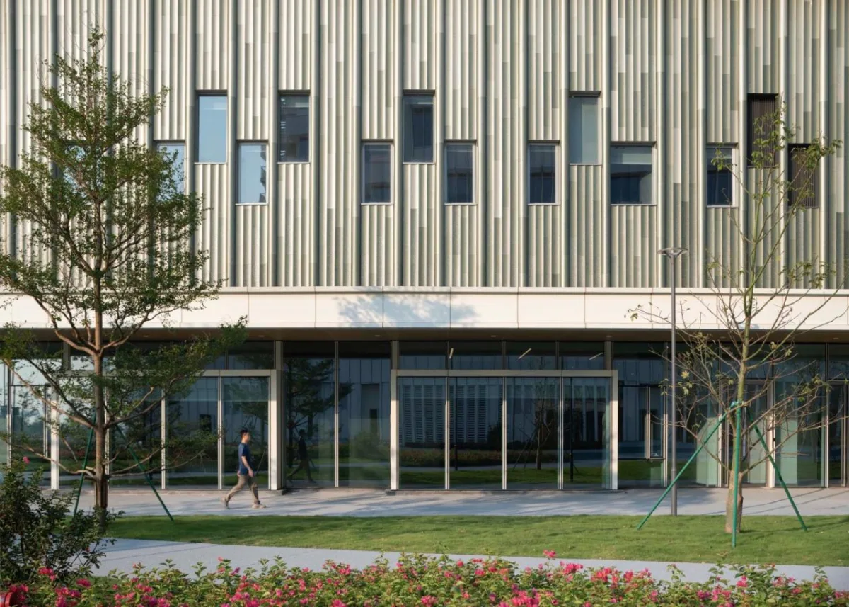 BIM建筑|香港科技大学(广州)校区 / KPF