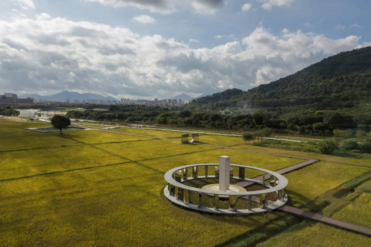 BIM建筑|艾米未来农业文旅小镇 / 加减智库设计事务所