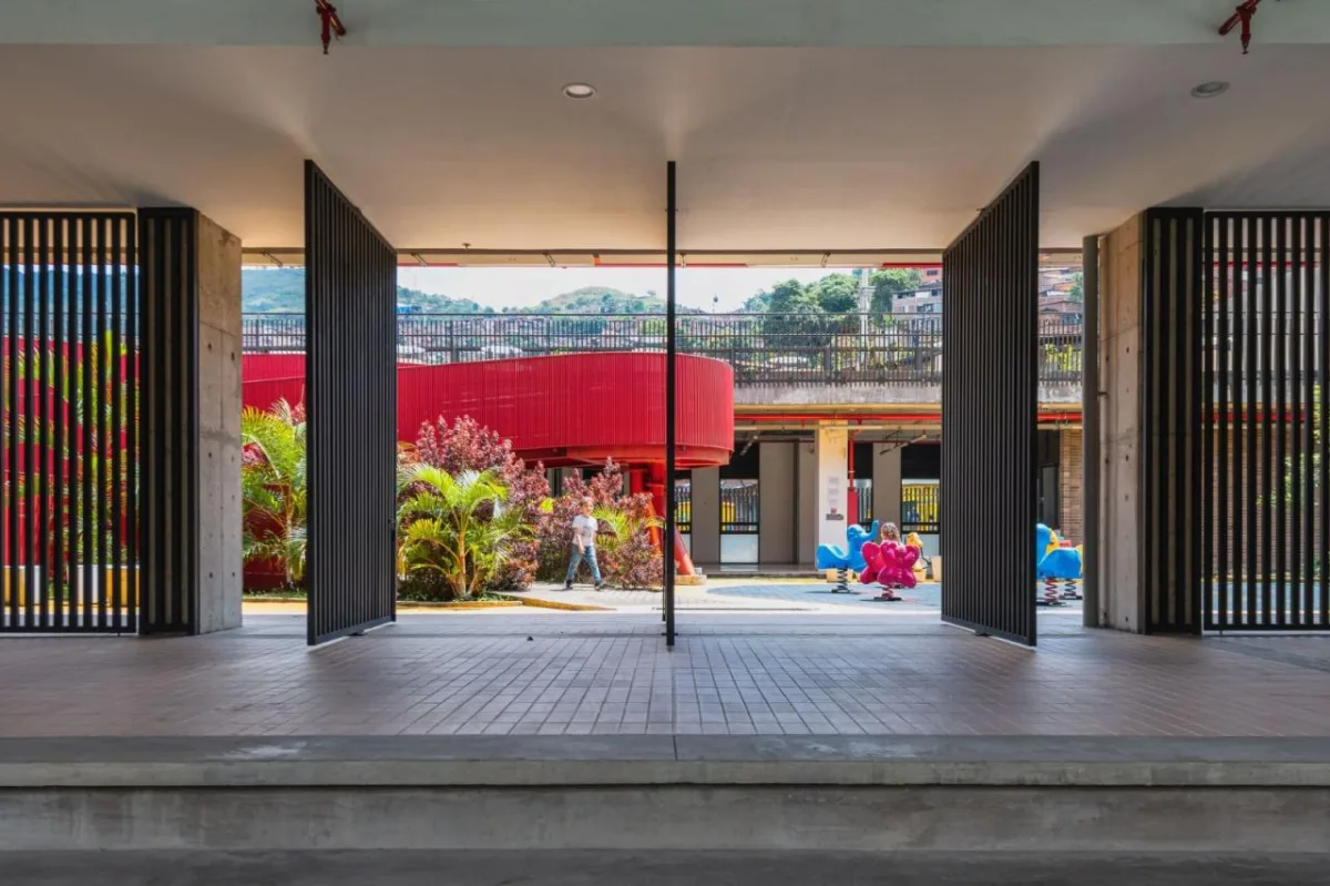 BIM建筑|冠军摇篮儿童发展中心 / Espacio Colectivo Arquitectos