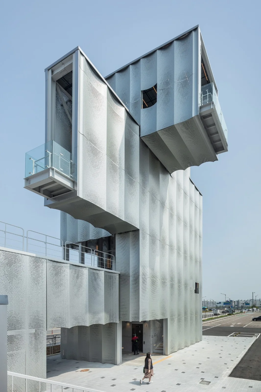 BIM建筑|穿孔板高阶用法，千高原观景台 / Emer-sys