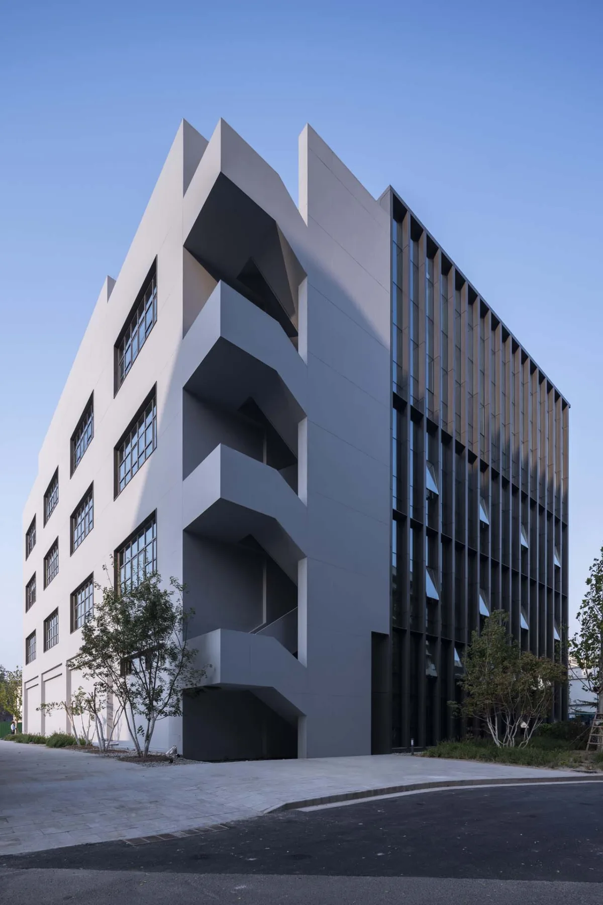 BIM建筑|北京航星园旧厂房改造 / 北京超城建筑设计