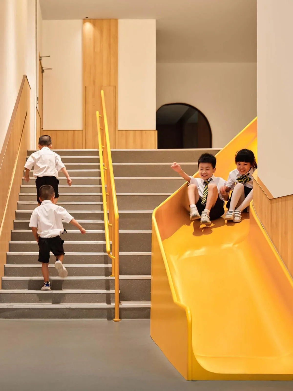 BIM建筑|金昌蒙德斐尔.幼儿园 / 零壹城市建筑事务所