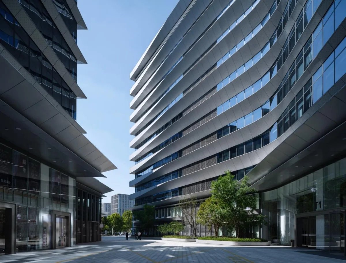BIM建筑|顺势而为的扭转：杭州东站花园国际 / goa大象设计